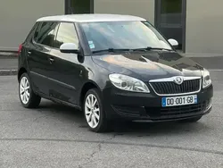 Utilisé 2014 Skoda Fabia Elegance Berline | 3 999 €
