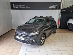 Noir Utilisé 2022 Dacia Sandero Comfort Citadine | 14 490 € (Prix juste)