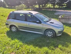 Gris Utilisé 2003 Peugeot 206 Break | 2 900 €