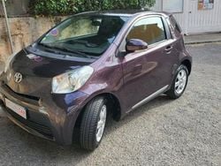 Utilisé 2009 Toyota iQ Citadine | 7 490 €