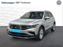 Argente Utilisé 2022 VW Tiguan Elegance SUV | 27 489 € (Bon prix)