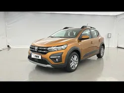 Orange Utilisé 2022 Dacia Sandero Comfort Citadine | 14 699 € (Prix juste)