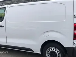 Blanc Utilisé 2023 Opel Vivaro S Van | 23 999 € (Prix juste)