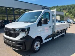 Blanc Nouvelle 2025 Renault Master Van | 38 964 € (Prix assez cher)