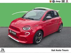 Rouge Nouvelle 2024 Abarth 500e Citadine | 33 989 € (Prix juste)
