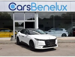 Blanc Nouvelle 2024 DS Automobiles DS4 Performance Berline | 28 697 € (Prix assez cher)