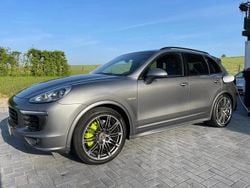 Gris Utilisé 2016 Porsche Cayenne SUV | 31 900 €