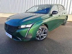 Vert Utilisé 2024 Peugeot 308 Allure Berline | 25 054 € (Prix assez cher)