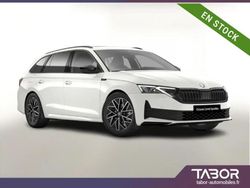 Blanc Nouvelle 2025 Skoda Octavia Break | 35 685 € (Prix juste)