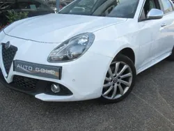 Utilisé 2017 Alfa Romeo Giulietta Citadine | 12 990 € (Prix juste)