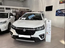 Blanc Utilisé 2025 Suzuki SX4 S-Cross SUV | 24 190 € (Prix juste)