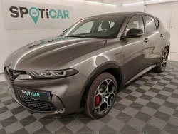 Gris Utilisé 2024 Alfa Romeo Tonale Veloce SUV | 48 990 €