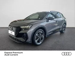 Gris Utilisé 2025 Audi Q4 e-tron S-Line SUV | 61 990 € (Prix juste)