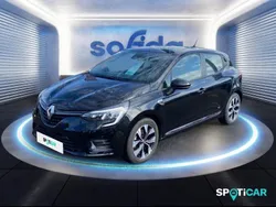 Noir Utilisé 2022 Renault Clio V LIMITED Berline | 17 590 € (Prix juste)