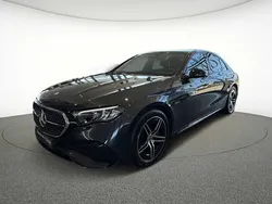 Gris Utilisé 2023 Mercedes E220 AMG line Berline | 54 890 €