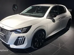 Blanc banquise (o) Utilisé 2024 Peugeot e-208 Allure Citadine | 28 990 €