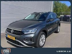 Gris Utilisé 2025 VW T-Roc Life SUV | 32 297 € (Prix assez cher)