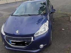 Utilisé 2013 Peugeot 208 Active Citadine | 3 800 € (Bon prix)