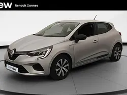 Gris Utilisé 2023 Renault Clio V Equilibre Citadine | 14 999 € (Prix juste)