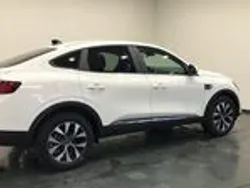 Blanc Utilisé 2021 Renault Arkana Business SUV | 15 999 €