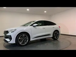 Blanc glacier métallisé Utilisé 2025 Audi Q4 Sportback e-tron S-Line SUV | 69 490 €