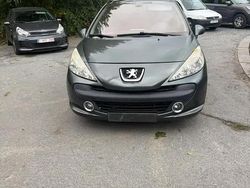 Utilisé 2008 Peugeot 207 Premium Break | 2 990 € (Super prix)