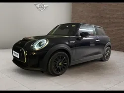 Noir Utilisé 2023 Mini Cooper SE Premium Citadine | 22 990 € (Prix juste)
