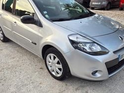 Utilisé 2011 Renault Clio III Citadine | 6 990 € (Prix juste)