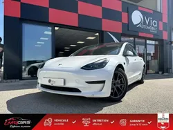 Blanc Utilisé 2022 Tesla Model 3 Standard Range Berline | 24 990 € (Prix juste)