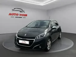 Gris Utilisé 2017 Peugeot 208 Citadine | 3 500 € (Super prix)