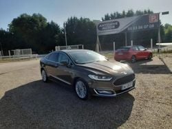 Brun Utilisé 2015 Ford Mondeo Vignale Berline | 13 490 € (Prix assez cher)