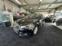 Noir Utilisé 2013 Audi A1 Ambition Citadine | 11 900 € (Prix juste)