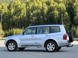 Utilisé 2004 Mitsubishi Pajero SUV | 3 780 €