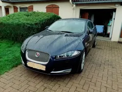 Bleu Utilisé 2015 Jaguar XF Berline | 19 700 €
