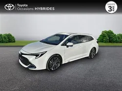 Blanc Utilisé 2024 Toyota Corolla Design | 29 890 € (Prix assez cher)