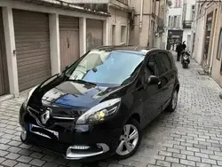 Utilisé 2015 Renault Scénic III LIMITED Monospace | 6 550 € (Prix juste)