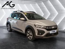 Gris Utilisé 2024 Dacia Sandero Expression Citadine | 17 290 € (Prix juste)
