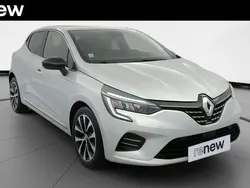 Gris Utilisé 2023 Renault Clio V Techno Citadine | 16 499 € (Prix juste)