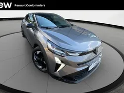 Gris Utilisé 2024 Renault Captur Techno SUV | 24 400 € (Prix cher)