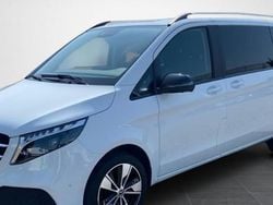 Occasion 2023 Mercedes 300 Avantgarde Break | 61 900 €