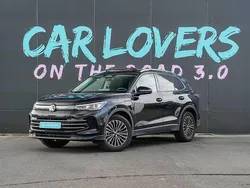 Noir Utilisé 2024 VW Tiguan Elegance SUV | 47 990 €