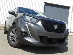 Gris Utilisé 2020 Peugeot 2008 Active SUV | 14 850 € (Prix juste)