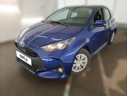 Bleu Utilisé 2022 Toyota Yaris Hybrid Business Edition Berline | 17 990 € (Prix juste)