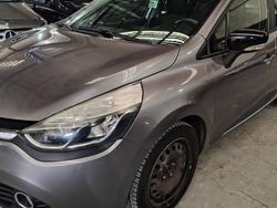 Utilisé 2016 Renault Clio IV Zen Citadine | 7 490 € (Bon prix)