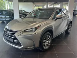 Gris Utilisé 2015 Lexus NX300h SUV | 21 950 € (Prix juste)