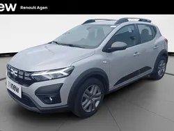 Gris Utilisé 2023 Dacia Sandero Expression Citadine | 14 989 € (Prix juste)