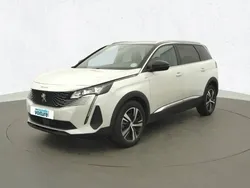 Blanc Utilisé 2022 Peugeot 5008 GTi Monospace | 33 990 € (Prix assez cher)