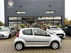 Gris Occasion 2013 Peugeot 107 Citadine | 5 999 €