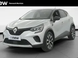 Gris Utilisé 2023 Renault Captur Evolution SUV | 18 180 € (Prix juste)