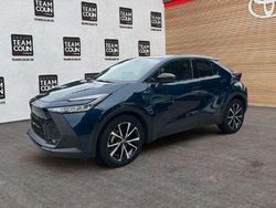Utilisé 2024 Toyota C-HR Design SUV | 28 980 € (Prix juste)